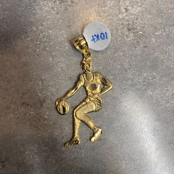 Real 10K Yellow Gold Basketball Player Pendant - Picture 3 of 3